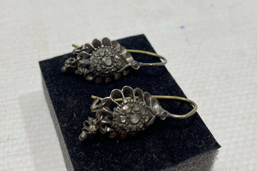 OSMANLI DÖNEMİ ELMAS TAŞLI DUT MODEL ALTIN KÜPE