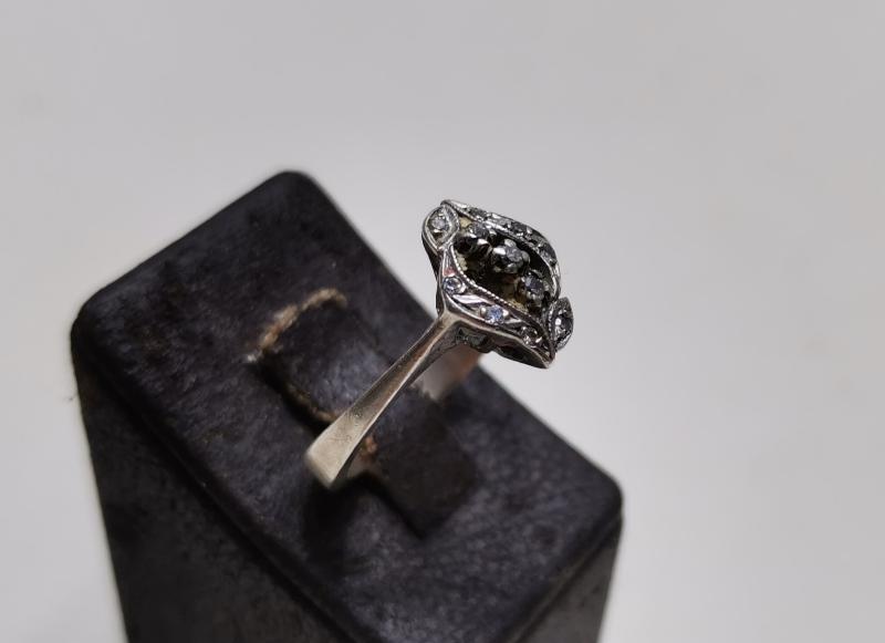 ANTİKA PIRLANTA YÜZÜK