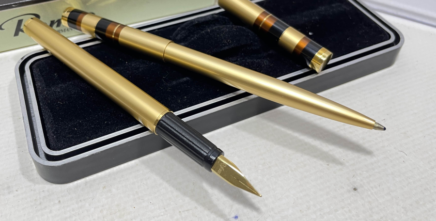 ROMEO MARKA ANTİKA ORJİNAL KUTUSUNDA ANTİKA ÇİFT KALEM