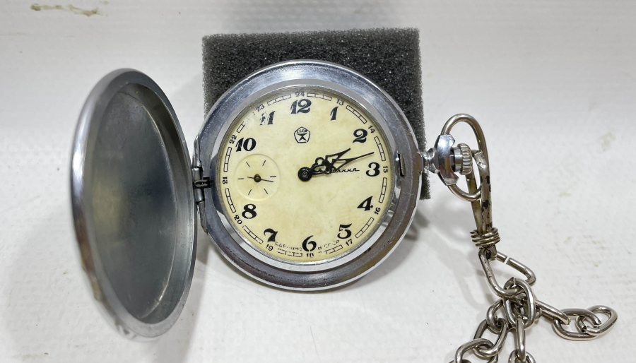 SOVYET RUSYA YAPIMI AVCI KASA KURMALI ANTİKA CEP SAATİ