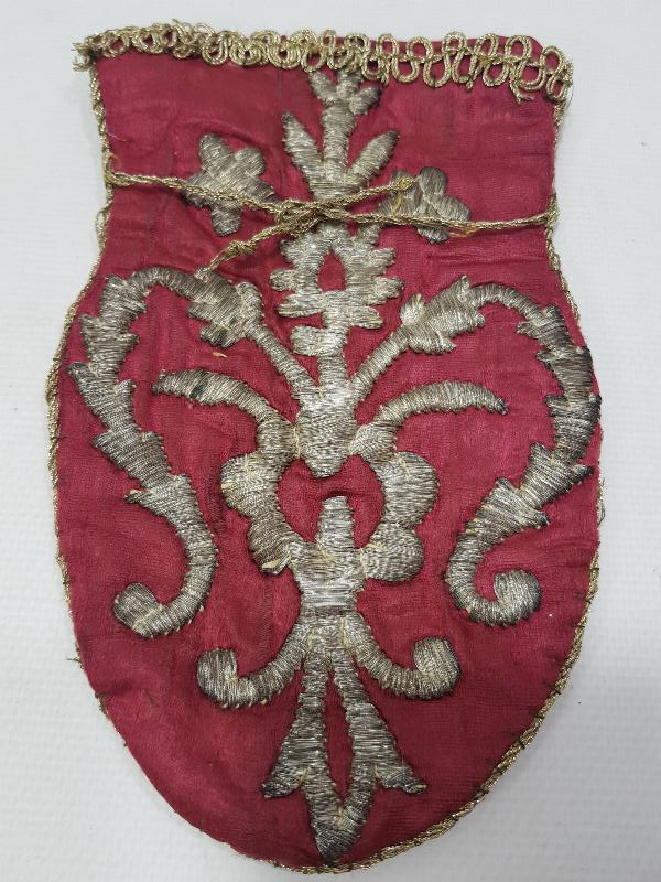 OSMANLI DÖNEMİ BÜYÜK BOY GÜMÜŞ SIRMA İŞLEMELİ GELİN KESESİ