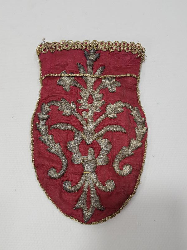 OSMANLI DÖNEMİ BÜYÜK BOY GÜMÜŞ SIRMA İŞLEMELİ GELİN KESESİ