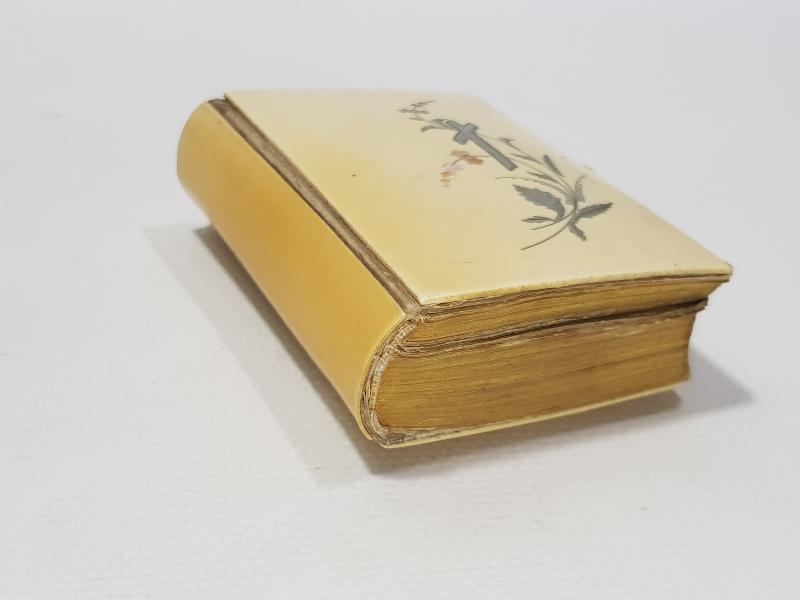 1874 TARİHLİ BAKALİT CİLTLİ GÜMÜŞ KAKMALI NADİR CEP İNCİLİ