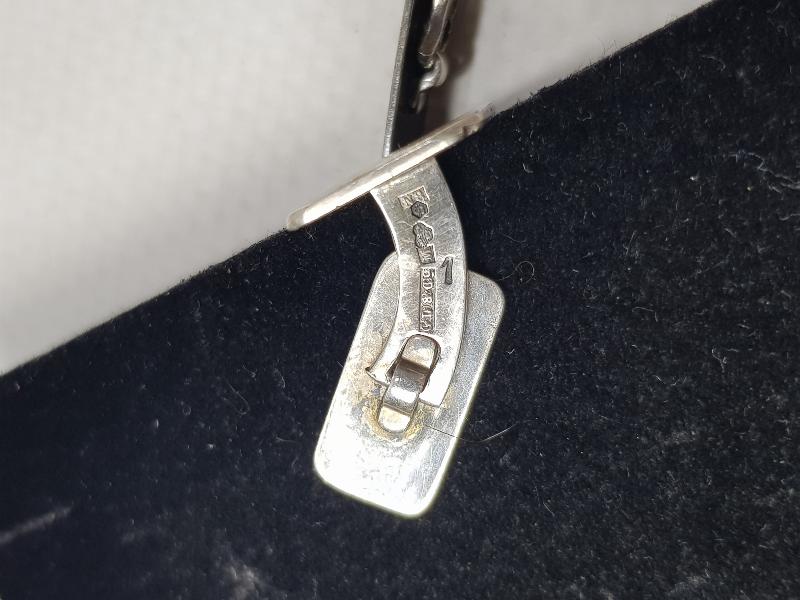 C - A İNİSİYALLİ ANTİKA GÜMÜŞ KOL DÜĞMELERİ 