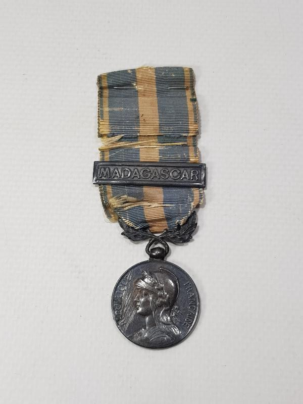 MADAGASKAR GÜMÜŞ FRANSIZ KOLONİ MADALYASI 