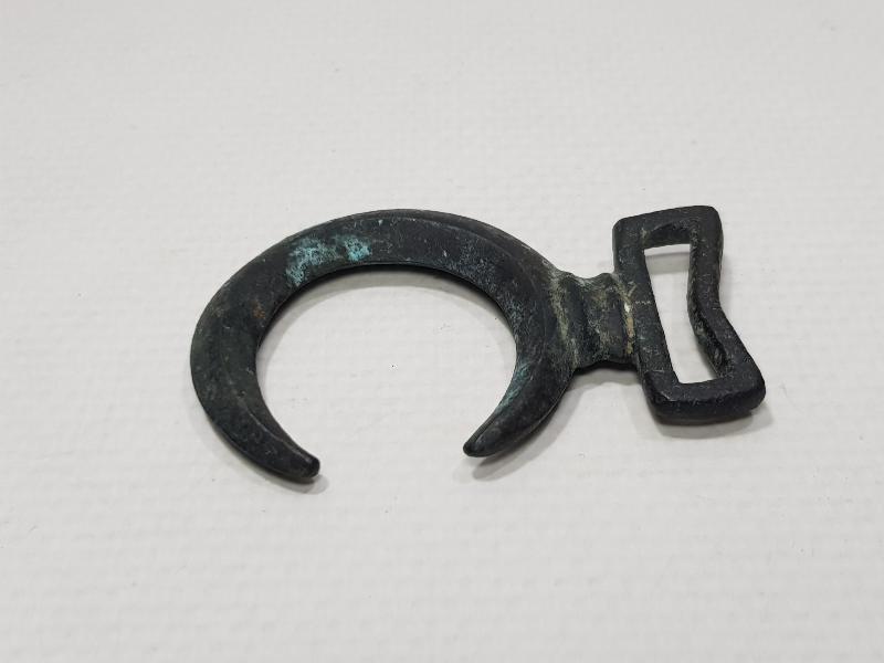 OSMANLI DÖNEMİ ÇOK NADİR HİLAL FORMLU SÜVARİ SUBAY AT TOKASI