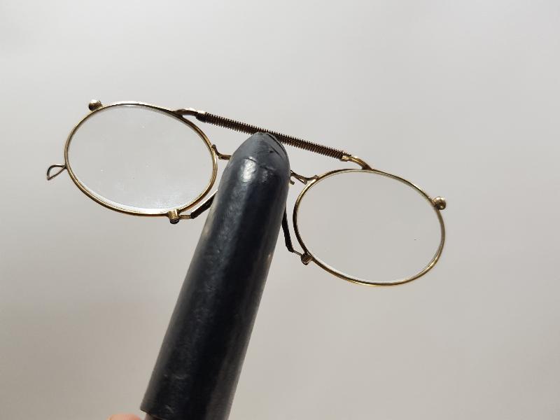 OSMANLI DÖNEMİ ORJİNAL KUTUSUNDA ALTIN TÜCCAR GÖZLÜĞÜ