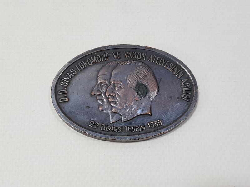 T.C.D.D. 1939 SİVAS LOKOMOTİF VE VAGON ATELYESİNİN AÇILIŞI ANISINA BASILMIŞ NADİR MADALYA
