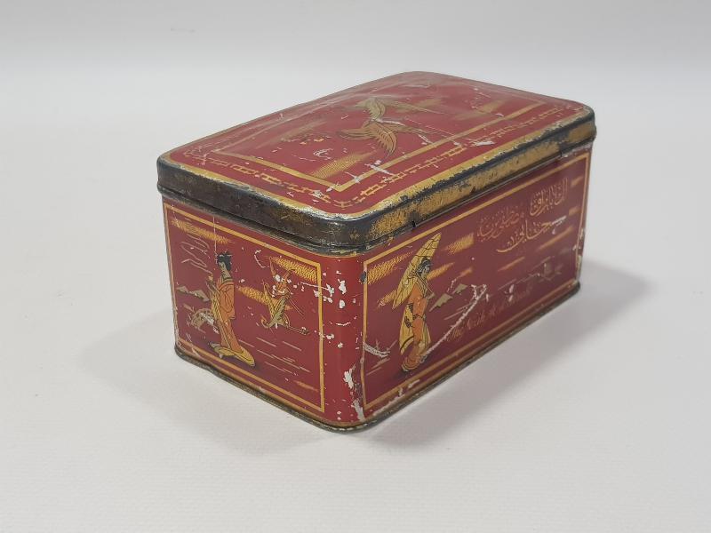 OSMANLICA YAZILI ALBAYRAK ÇAY KUTUSU