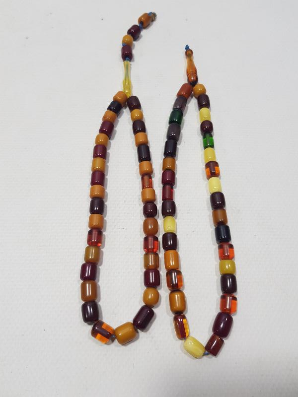 ANTİKA ÇEŞİTLİ KATALİN HABBELERDEN YAPILMIŞ İKİ ADET TESPİH