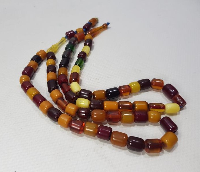 ANTİKA ÇEŞİTLİ KATALİN HABBELERDEN YAPILMIŞ İKİ ADET TESPİH