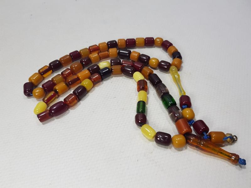 ANTİKA ÇEŞİTLİ KATALİN HABBELERDEN YAPILMIŞ İKİ ADET TESPİH