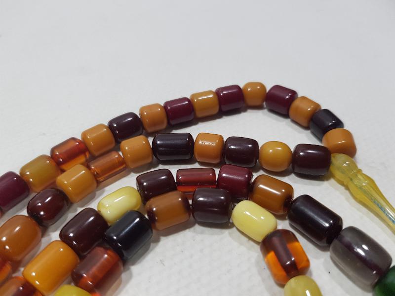 ANTİKA ÇEŞİTLİ KATALİN HABBELERDEN YAPILMIŞ İKİ ADET TESPİH