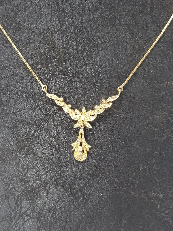 ANTİKA PIRLANTA GERDANLIK