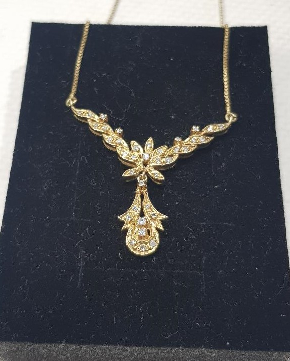 ANTİKA PIRLANTA GERDANLIK