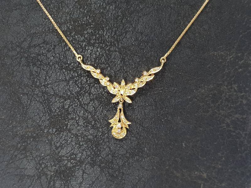 ANTİKA PIRLANTA GERDANLIK