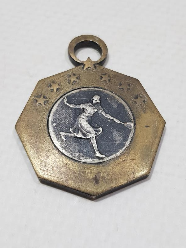 TÜRKİYE İDMAN CEMİYETLERİ İTTİFAKI GÜMÜŞ TENİS MADALYASI 