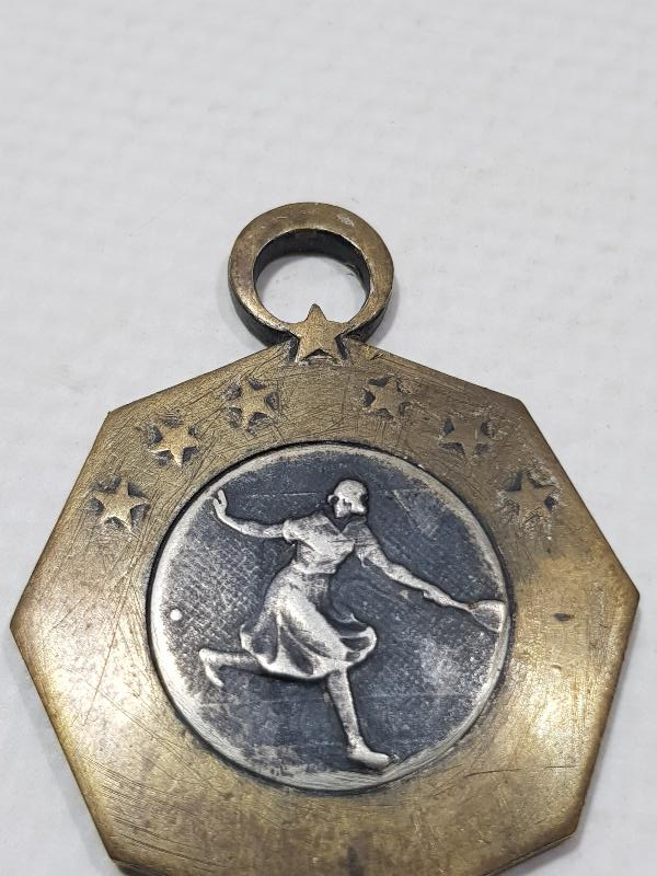 TÜRKİYE İDMAN CEMİYETLERİ İTTİFAKI GÜMÜŞ TENİS MADALYASI 