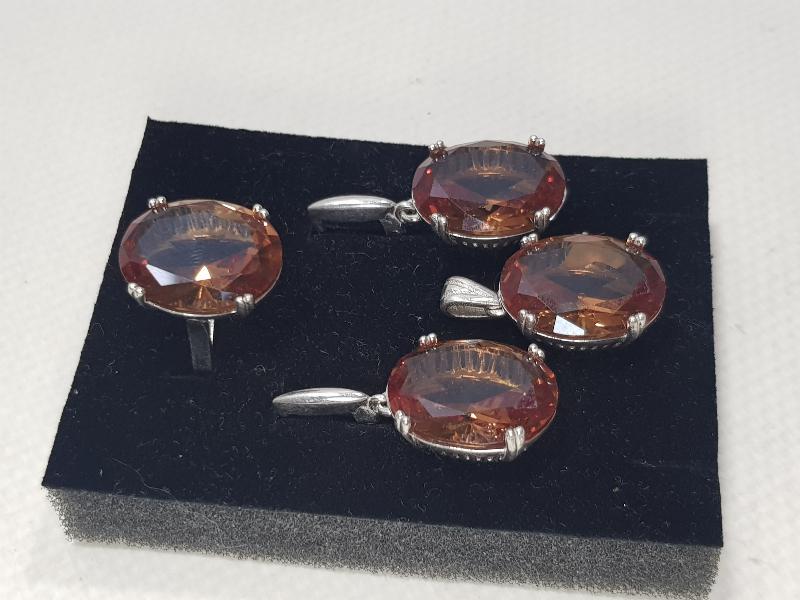 ZULTANİT TAŞLI GÜMÜŞ TAKI SETİ