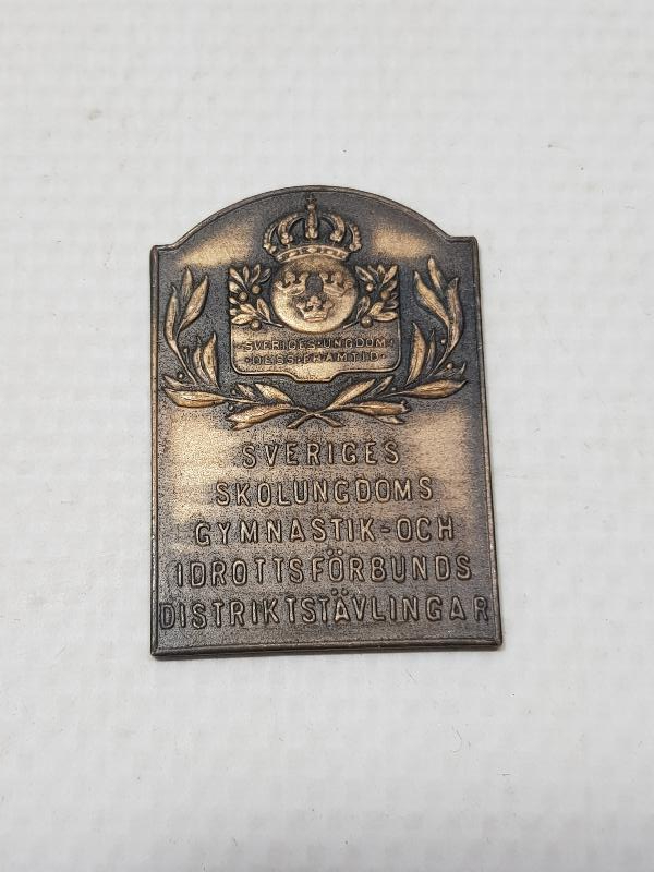 1952 TARİHLİ YABANCI MADALYA