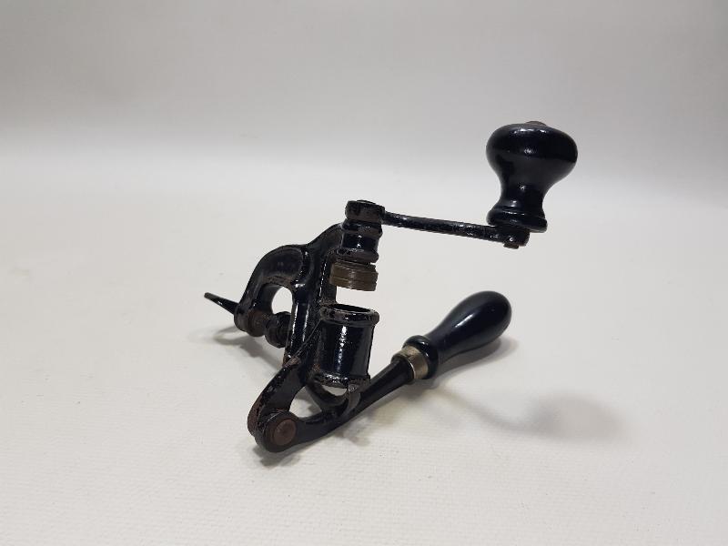 ANTİKA FİŞEK SIKIŞTIRMA ALETİ 