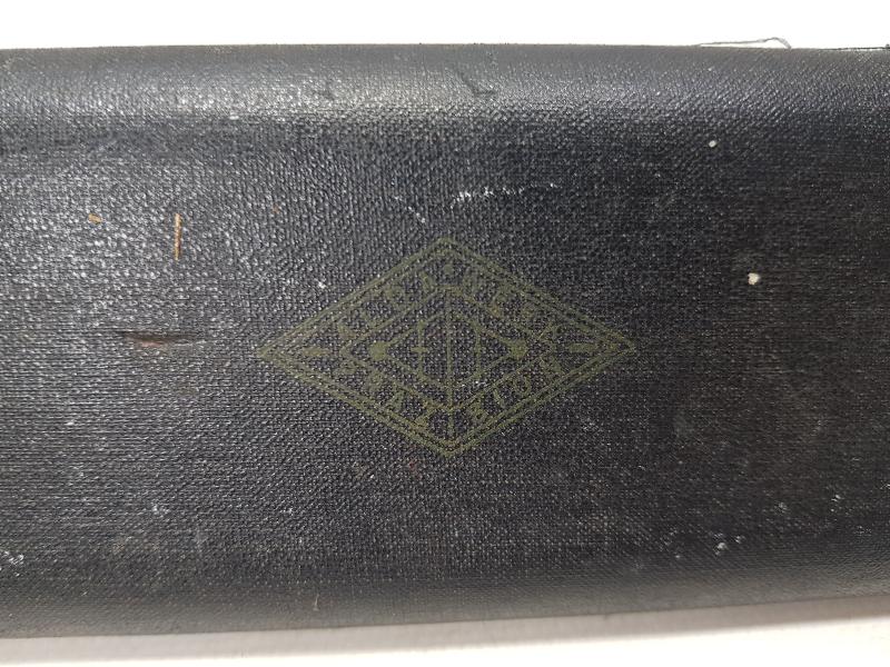 ANTİKA KUTUSUNDA PERGEL TAKIMI