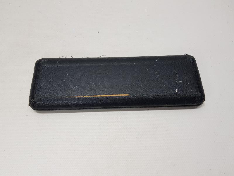 ANTİKA KUTUSUNDA PERGEL TAKIMI