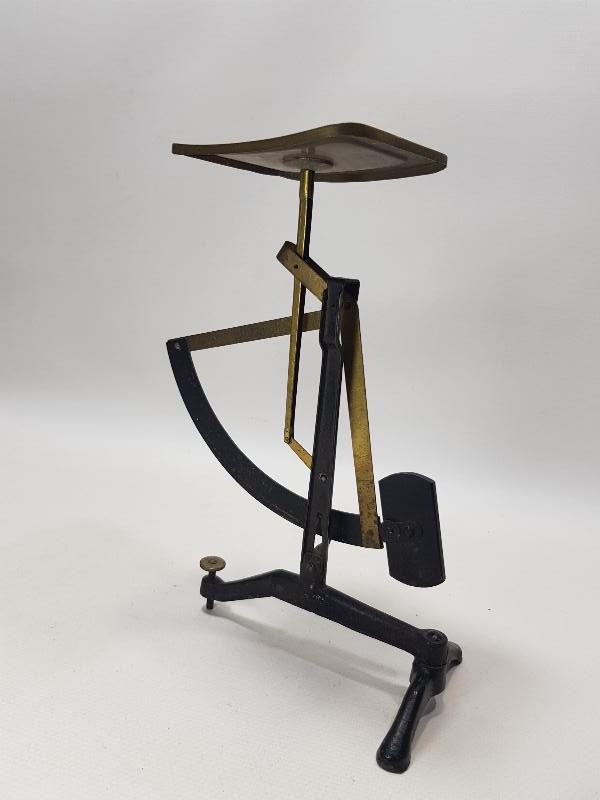 ANTİKA POSTA TERAZİSİ