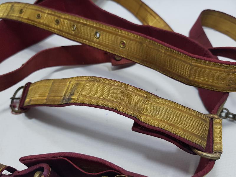 OSMANLI DÖNEMİ ALTIN SIRMA İŞLEMELİ TAM TAKIM SUBAY KEMERİ