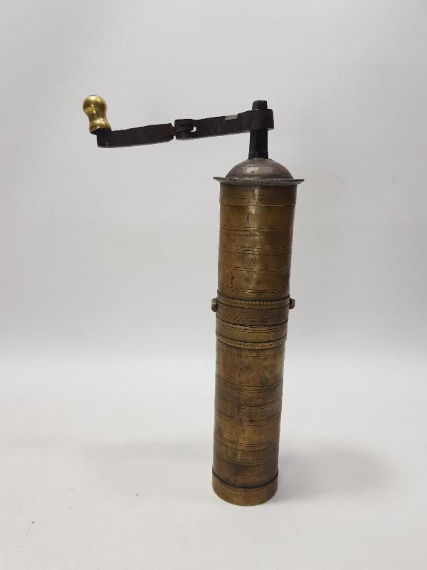 OSMANLI DÖNEMİ ONNİK USTA YAPIMI NADİR KAHVE DEĞİRMENİ