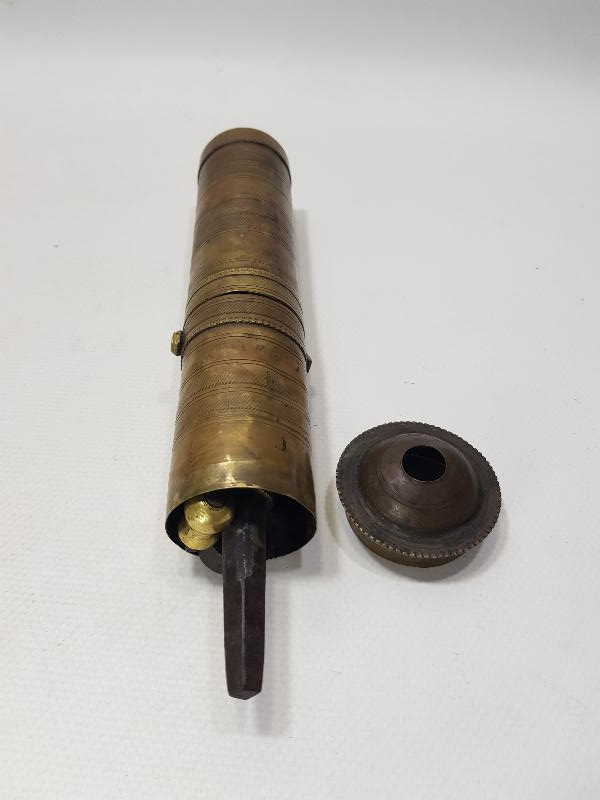 OSMANLI DÖNEMİ ONNİK USTA YAPIMI NADİR KAHVE DEĞİRMENİ