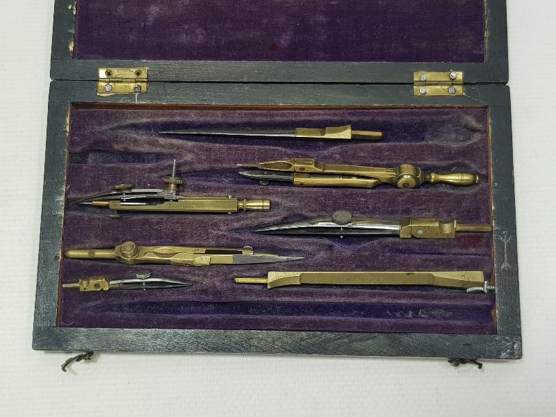 OSMANLI DÖNEMİ ORJİNAL KUTUSUNDA PERGEL TAKIMI