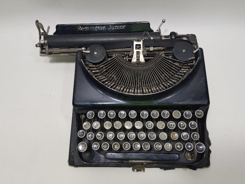 ANTİKA REMINGTON DAKTİLO