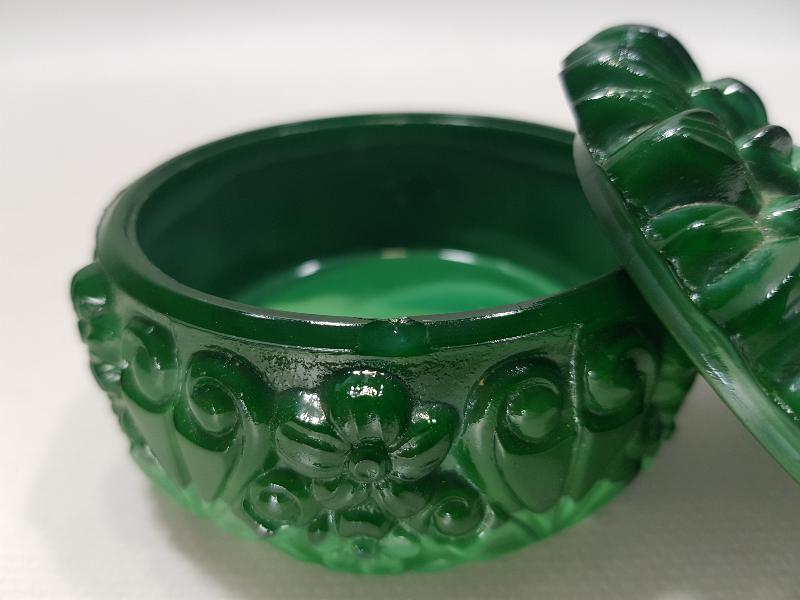 MALAHİT TAŞINDAN MAMÜL ANTİKA ŞEKERLİK