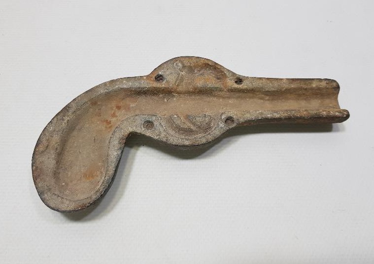 OSMANLI DÖNEMİ TABANCA TEMALI ÇOK NADİR ŞEKERLEME KALIBI 