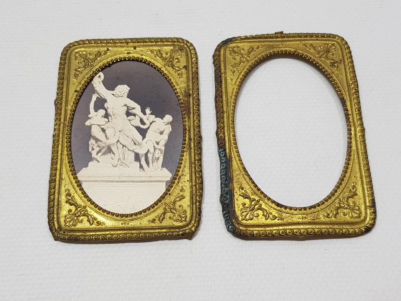 ANTİKA BİR ÇİFT ALTIN KAPLAMA FOTOĞRAFLIK