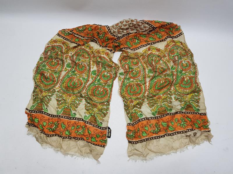 ANTİKA VAKKO İPEK FULAR