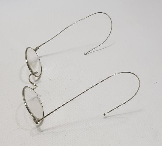 CONSTANTINOPLE: ORJİNAL KUTUSUNDA GÜMÜŞ GÖZLÜK