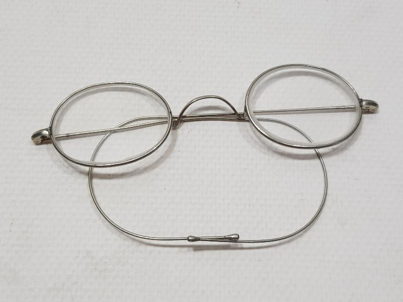 CONSTANTINOPLE: ORJİNAL KUTUSUNDA GÜMÜŞ GÖZLÜK