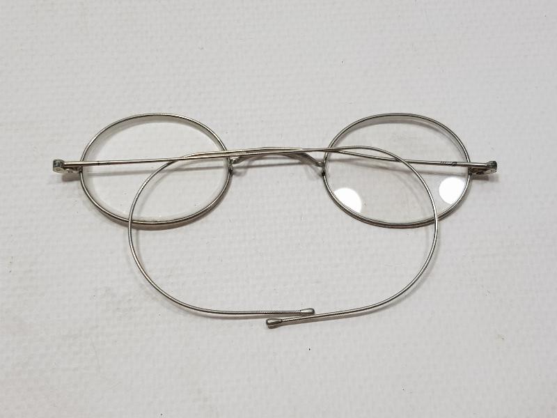 CONSTANTINOPLE: ORJİNAL KUTUSUNDA GÜMÜŞ GÖZLÜK