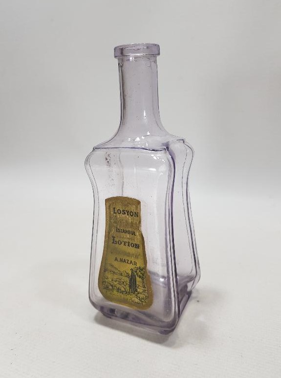 CUMHURİYET İLK DÖNEM TCHOBAN KOLONYA ŞİŞESİ 