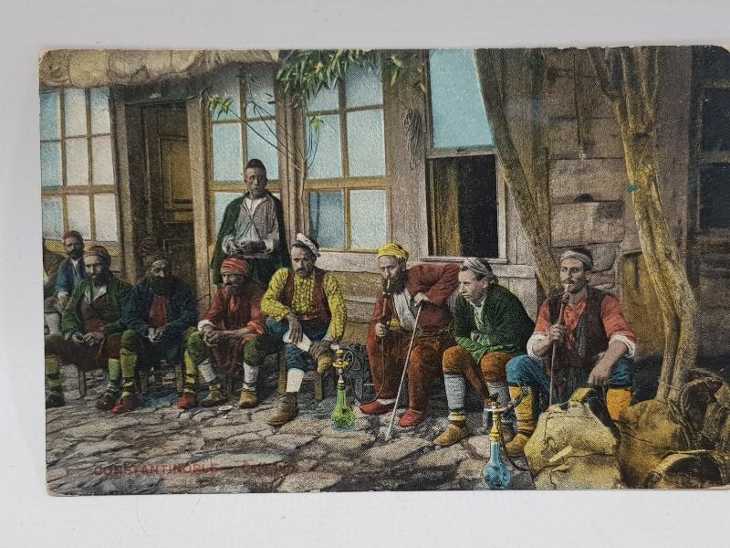 KAHVE KÜLTÜRÜ: OSMANLI DÖNEMİ KAHVEHANEDEKİ TİPLER KARPOSTAL