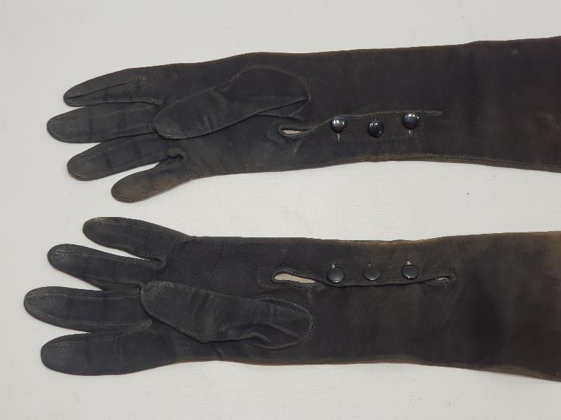 OSMANLI DÖNEMİ LEVANTEN İŞİ NUBUK DERİ BAYAN ELDİVENİ