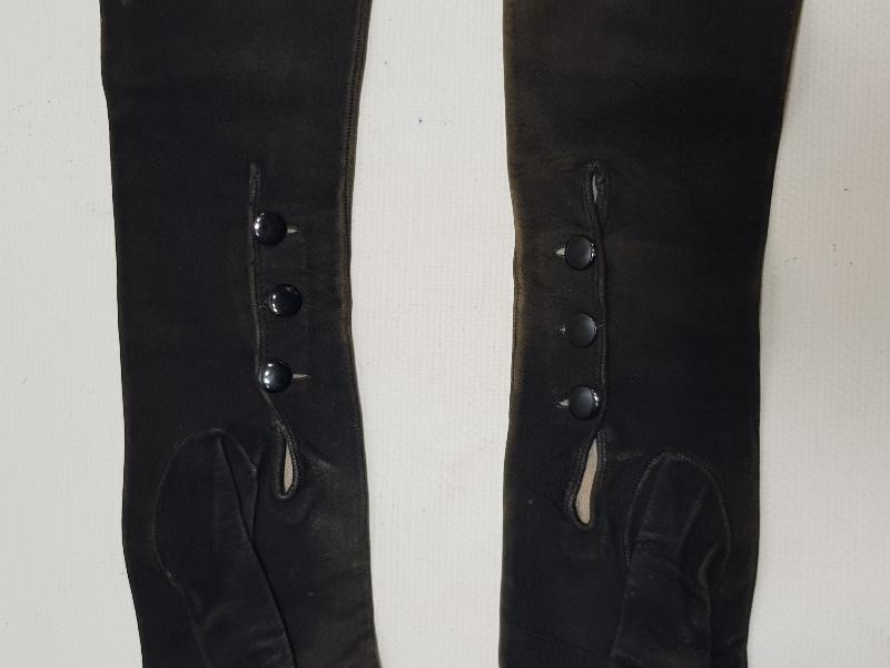 OSMANLI DÖNEMİ LEVANTEN İŞİ NUBUK DERİ BAYAN ELDİVENİ