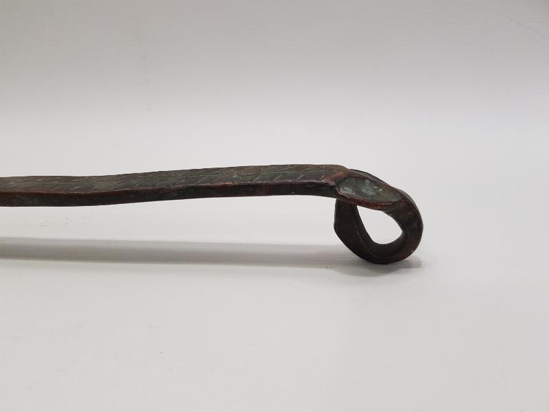 OSMANLI DÖNEMİ YILAN BAŞI FORMLU BAKIR KEVGİR