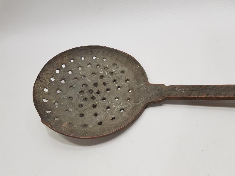 OSMANLI DÖNEMİ YILAN BAŞI FORMLU BAKIR KEVGİR