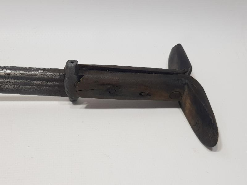 1879 TARİHLİ CORCİOS KONYA YAZILI YATAĞAN KILICINA ÇEVRİLMİŞ GANİMET SÜNGÜSÜ