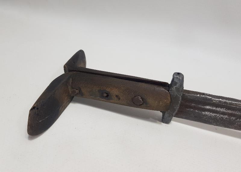 1879 TARİHLİ CORCİOS KONYA YAZILI YATAĞAN KILICINA ÇEVRİLMİŞ GANİMET SÜNGÜSÜ