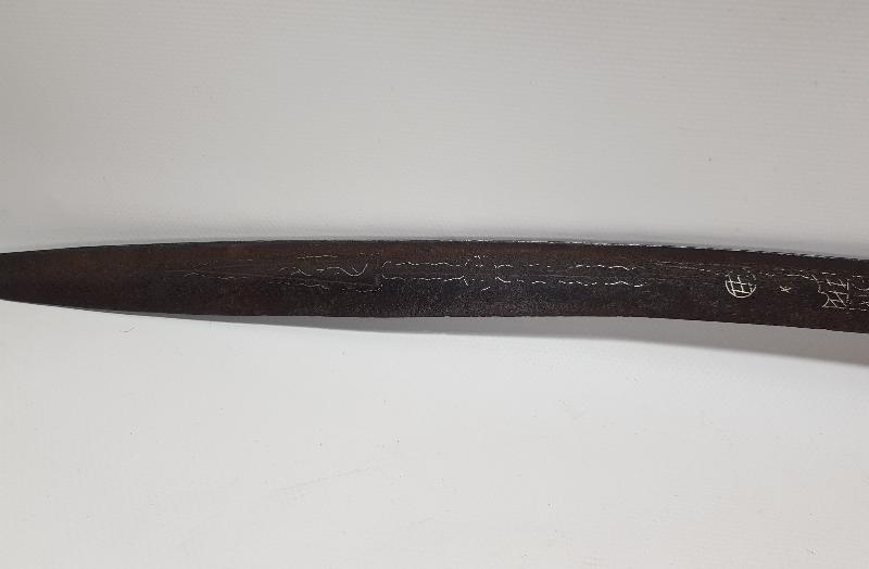 OSMANLI DÖNEMİ GÜMÜŞ ÇAKMA İŞLEMELİ YENİÇERİ YATAĞAN KILICI