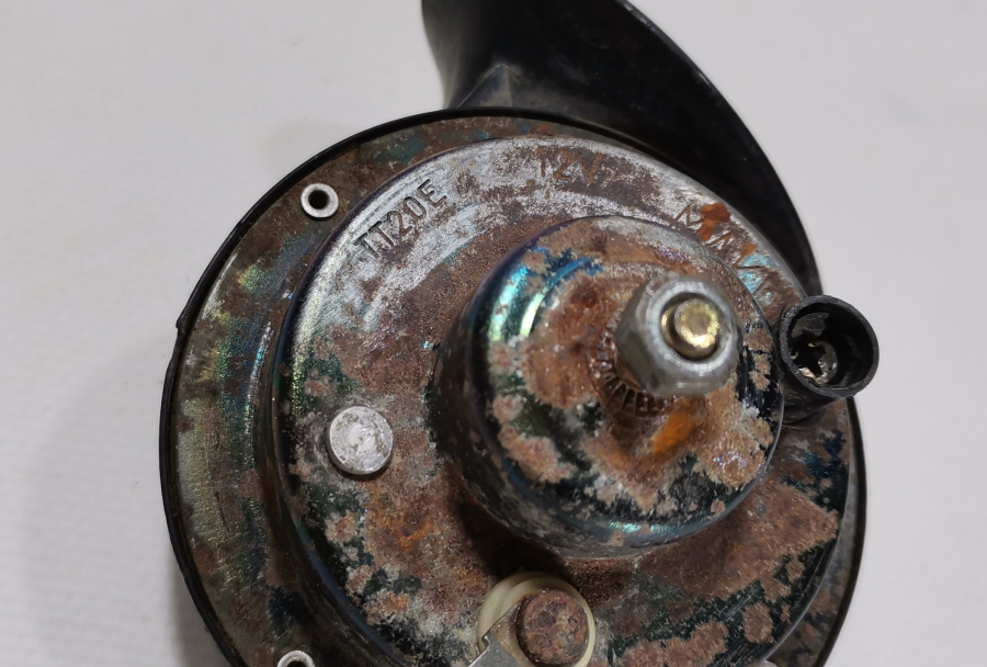 ANTİKA ARABA KORNASI